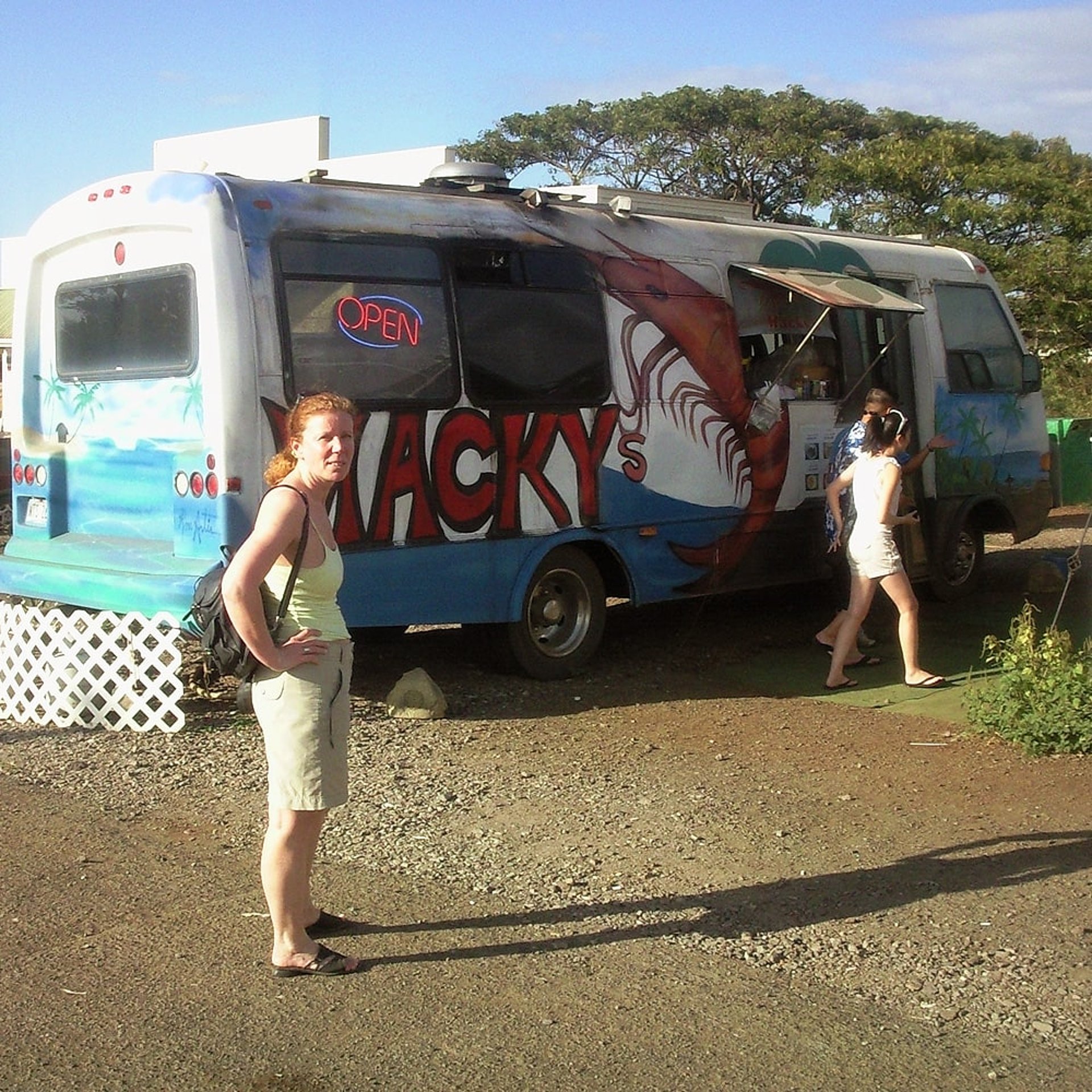 Und noch Mackys Shrimp Bude am Ortseingang von Haleiwa